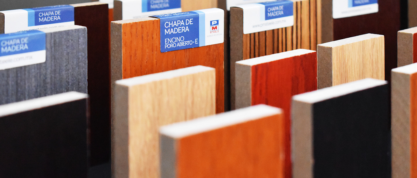Acabados en Chapa de Madera para oficinas privadas  | PM STEELE®
