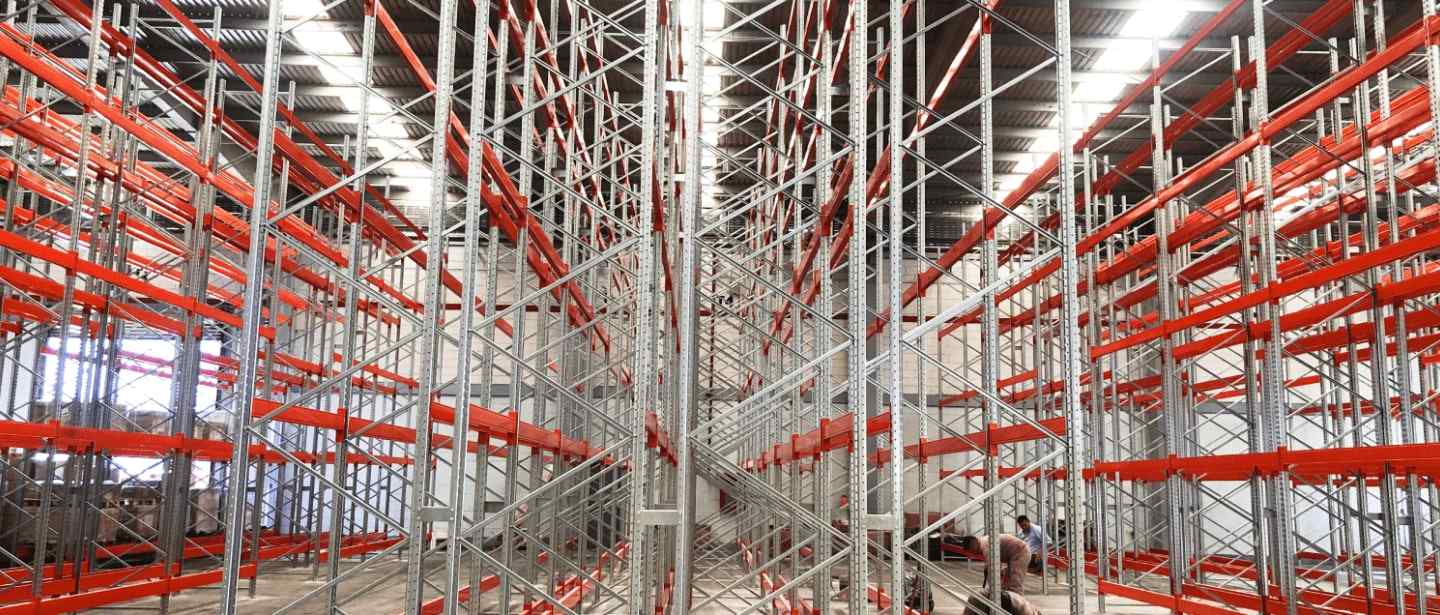 Tipos de racks industriales para almacén: Clasificación y características | PM STEELE®
